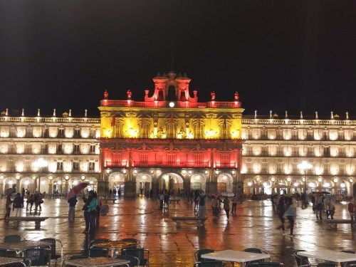Salamanca: l’Università, le due Cattedrali, l’astronauta e la rana
